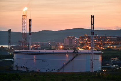 Переработка нефти в России резко снизилась