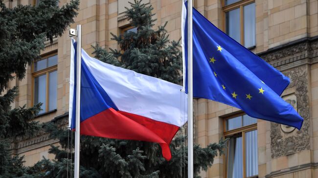 Приток украинских беженцев в Чехию вырос за два месяца, сообщили СМИ Приток украинских беженцев в Чехию вырос за два месяца, сообщили СМИ