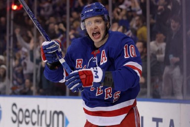 Панарин вытащил "Рейнджерс" с 1:3 в матче с "Филадельфией"