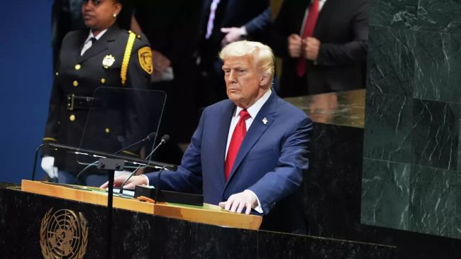 Трамп заявил, что Россия действует в конфликте на Украине «бесцельно»