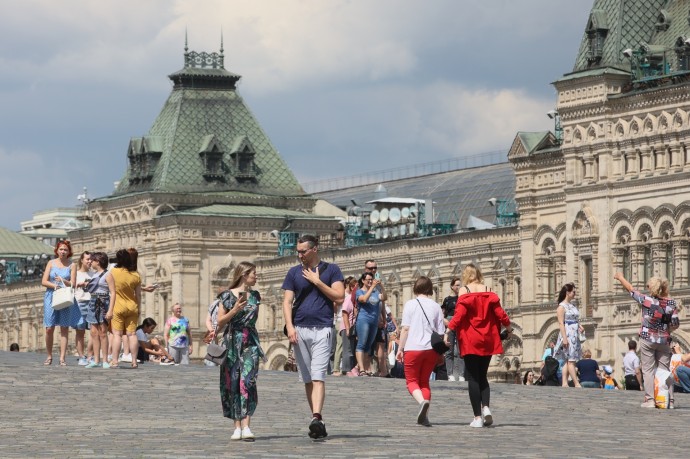 «Гардеробщица портит одежду», «храм старенький», «парк скучный». И другие причины не любить московские достопримечательности