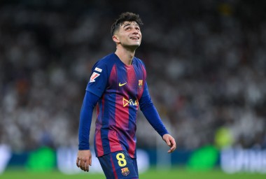 Педри опередил Месси и стал новым рекордсменом "Барселоны"