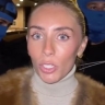Скандальная порнозвезда Бонни Блю прикрыла зад флагом выславшей ее страны