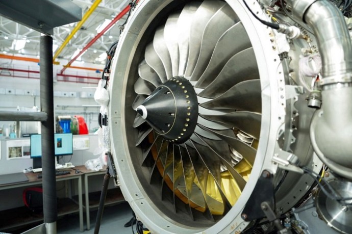 Сертификацию авиадвигателя ПД-8 для самолёта SJ-100 планируют завершить в первом квартале 2026 года