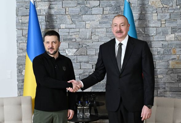 Баку уже принял решение: Вопрос, как оружие будет поставляться на Украину — Котенок