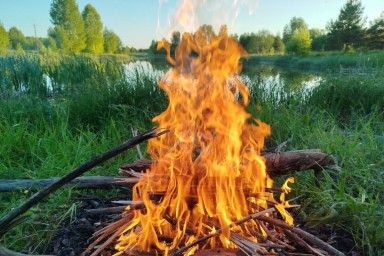 За сутки калининградцы устроили пять пожаров