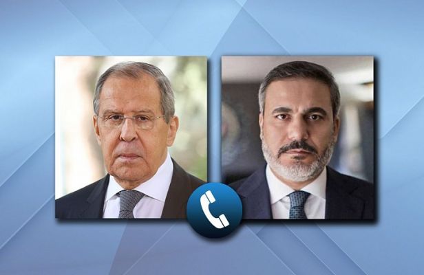 После договоренности о саммите Путина и Трампа созвонились Фидан и Лавров