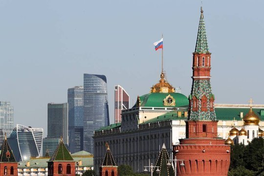 Песков назвал лживыми сообщения СМИ о предложении РФ для США по разведданным