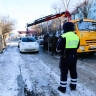 Беспорядочная парковка во Владивостоке отправляет машины на штрафстоянку