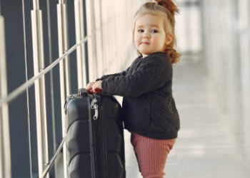 С 20 января в России изменятся правила выезда детей в некоторые зарубежные страны