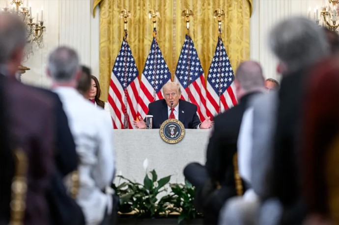«Тайна Тегерана»: Трамп заявил о ликвидации нового лидера Ирана, но власти страны настаивают, что он жив «Тайна Тегерана»: Трамп заявил о ликвидации нового лидера Ирана, но власти страны настаивают, что он жив
