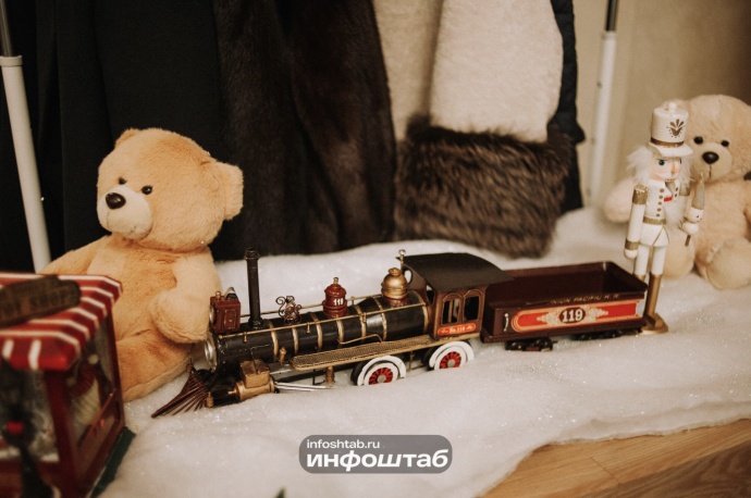 Астраханские таможенники остановили фуру с 7,5 тоннами «серых» игрушек Астраханские таможенники остановили фуру с 7,5 тоннами «серых» игрушек