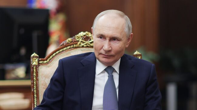 Путин отметил деполитизированный характер деятельности ОПЕК