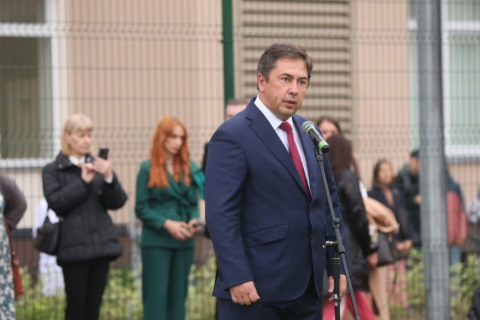 В Выборгском районе Санкт-Петербурга открыли новый современный корпус 105 гимназии