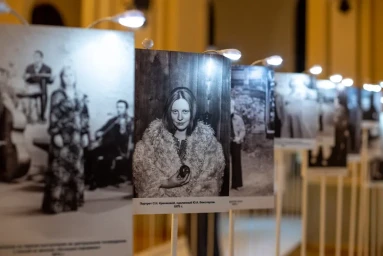 Большой драматический театр им. Г.А. Товстоногова представляет выставку к юбилею Светланы Крючковой