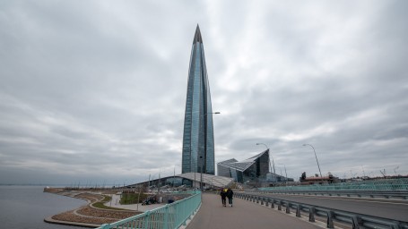 Выставка «Метаморфозы примулы» откроется в «Лахта центре» ко Дню города