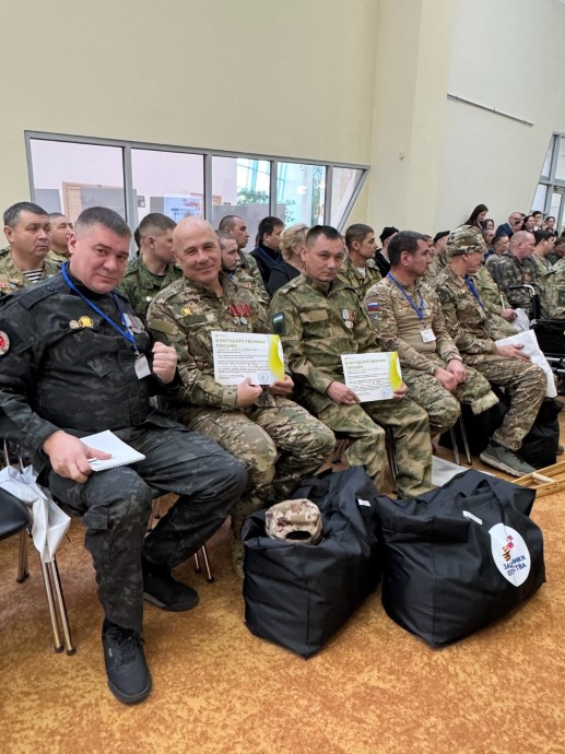 Ветеранам СВО из Башкирии предоставили комплекты адаптивной одежды Ветеранам СВО из Башкирии предоставили комплекты адаптивной одежды