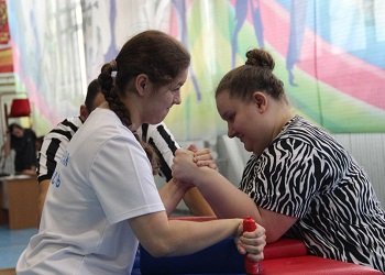 Восемь тысяч амурчан с физическими особенностями регулярно занимаются спортом