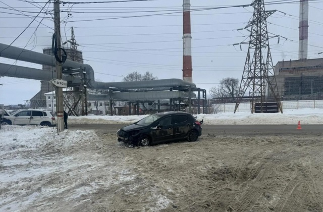 Два человека пострадали в столкновении «Фольксваген Тигуан» и «Пежо 308» в Саранске Два человека пострадали в столкновении «Фольксваген Тигуан» и «Пежо 308» в Саранске