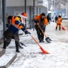 Белгородские коммунальщики круглосуточно чистят город от снега