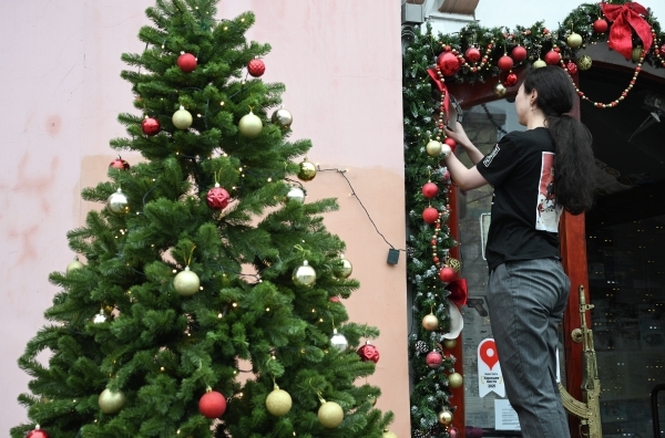 Власти Москвы сообщили о начале украшения города к Новому году Власти Москвы сообщили о начале украшения города к Новому году