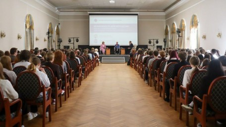 Ирина Потехина провела встречу со студентами Колледжа автоматизации производства