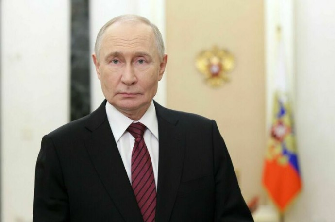 Путин поздравил россиян с Новым годом Путин поздравил россиян с Новым годом