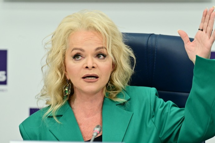 Долина выпустила прощальный трек в день выезда из квартиры