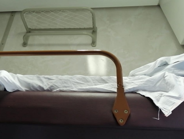 В Мордовии транспортные полицейские изъяли наркотики у 18-летнего пассажира поезда