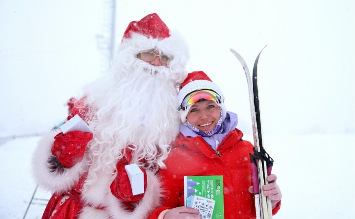 Декаду спорта и здоровья сахалинцы завершили "Рождественской лыжней" — фотоотчёт