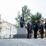 Хинштейн проинспектировал ход благоустройства общественных пространств