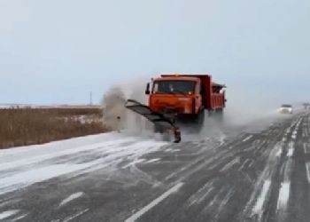 Трассы Приамурья расчищают от снега