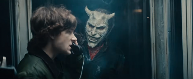 Жуткий трейлер хоррора «Черный телефон 2»