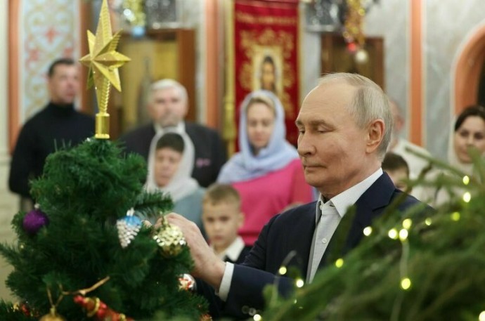 Путин поздравил россиян с Рождеством