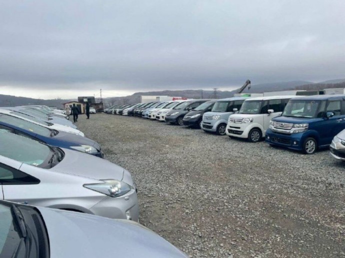 Россияне стали чаще покупать подержанные авто