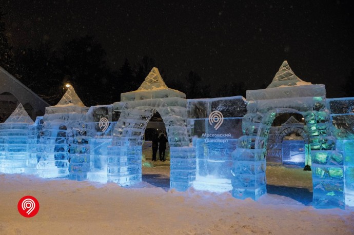 Дептранс: На создание сказочного городка в Москве ушло более 30 тонн льда из Мурманска Дептранс: На создание сказочного городка в Москве ушло более 30 тонн льда из Мурманска