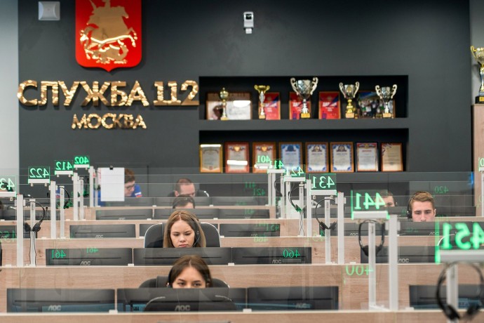 Собянин: 600 тыс. работников горхозяйства заботятся о Москве в новогодние дни