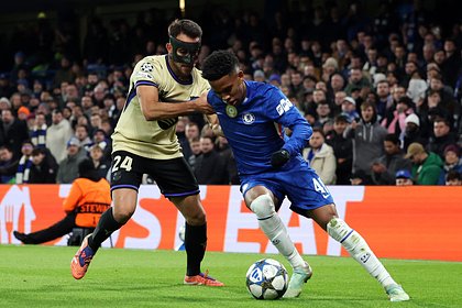 «Барселона» в меньшинстве разгромно проиграла «Челси» в матче Лиги чемпионов