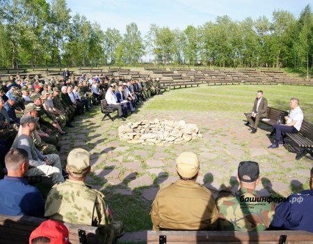 Радий Хабиров встретился с преподавателями основ безопасности