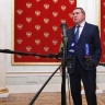 Россия заинтересована в урегулировании кризиса на Украине, заявил Ушаков