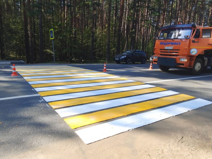 Работы по обновлению дорожной разметки начались в Ярославской области