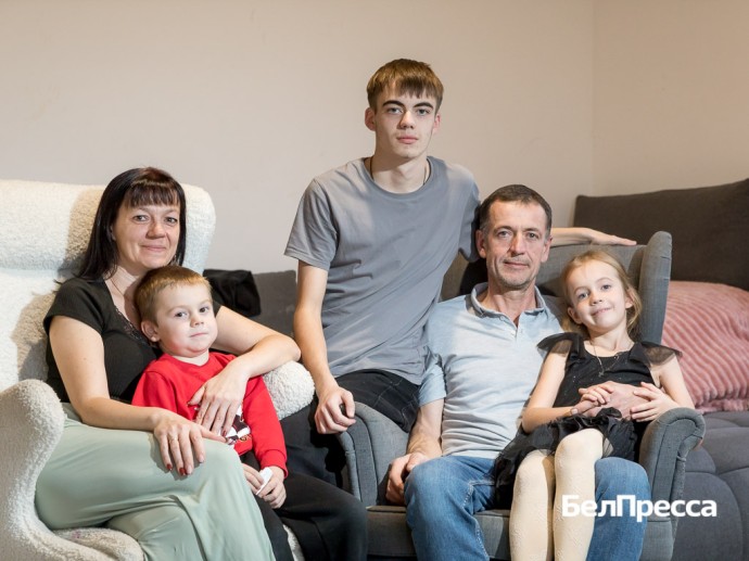 «Нам в России жить очень нравится». В Яковлевском округе поселилась немецкая семья