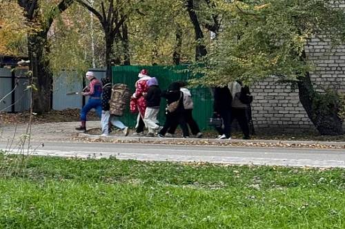 Деда Мороза в компании Человека-паука заметили в Свободном