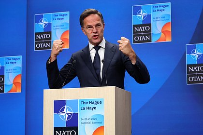 Генсек НАТО выступил с призывом к США после приостановки военной помощи Киеву