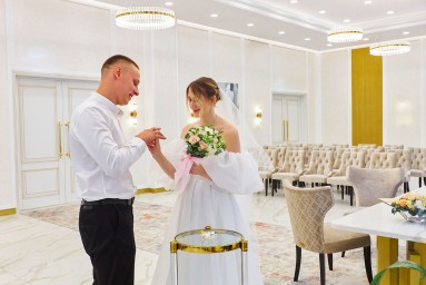 Три отдела ЗАГС Москвы получили статус Дворца бракосочетания