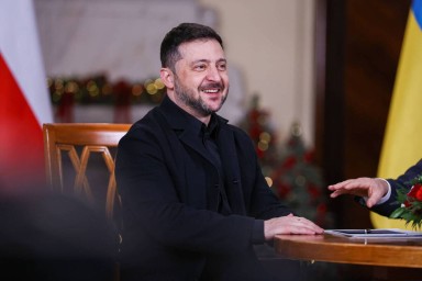 Зеленский раскрыл, планирует ли держаться за президентское кресло