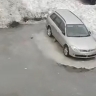 Поронайск утопает в талых водах, а "авто-мамонтёнок" стал символом сезона