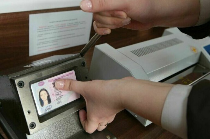 Электронные справки и новые нарушения: как изменятся правила сдачи экзаменов на права