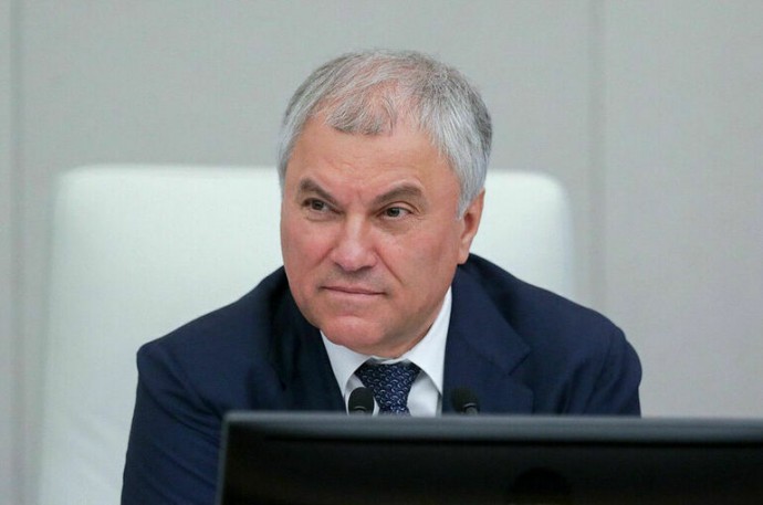 Володин поздравил народного артиста Василия Ливанова с юбилеем