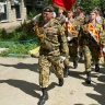 Вернувшемуся с парада на площади Василию Мирошниченко устроили парад у дома